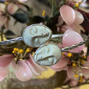 Vintage 925 engraved jasper goddess bracelet